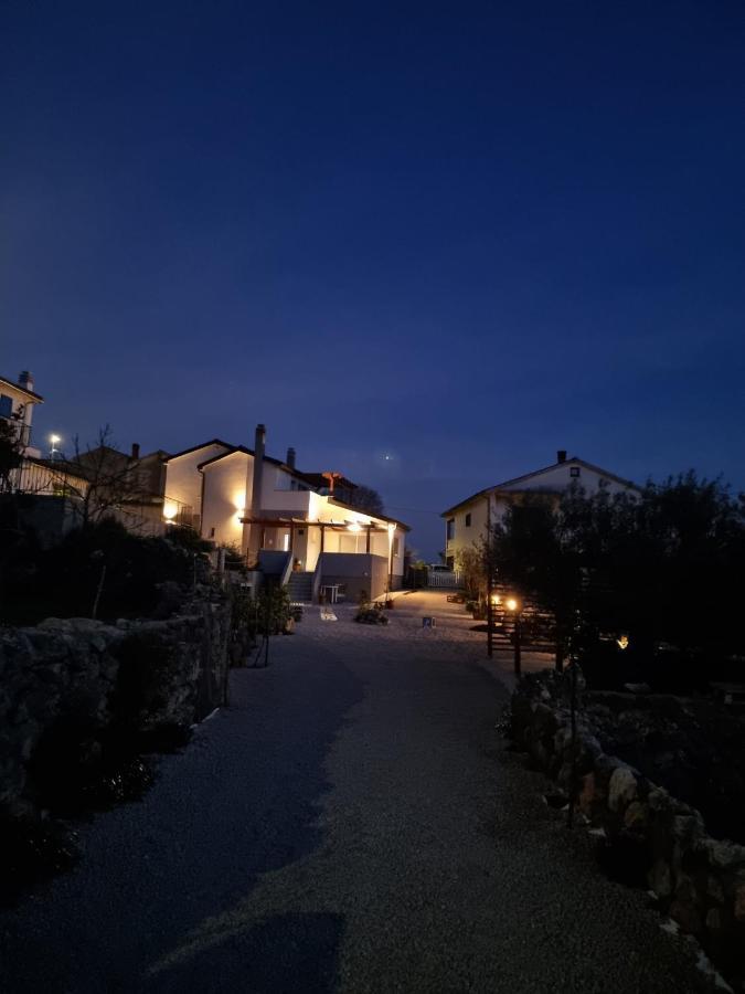 Apartman Luce Apartamento Brzac Exterior foto